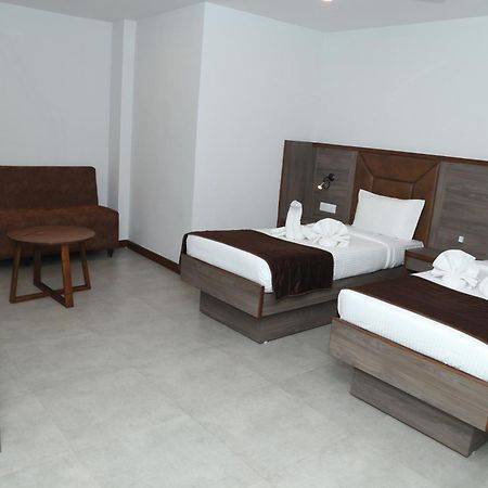Hotel K79 Jamshedpur Eksteriør bilde