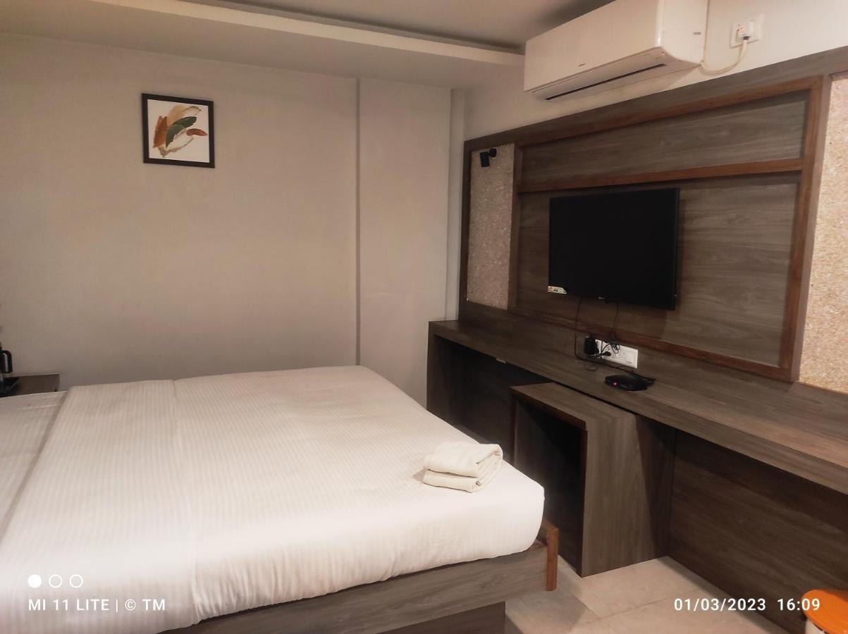 Hotel K79 Jamshedpur Eksteriør bilde
