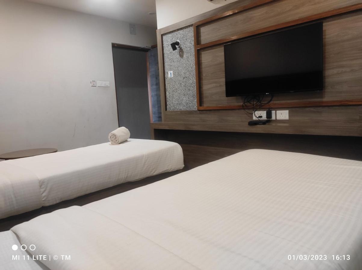 Hotel K79 Jamshedpur Eksteriør bilde