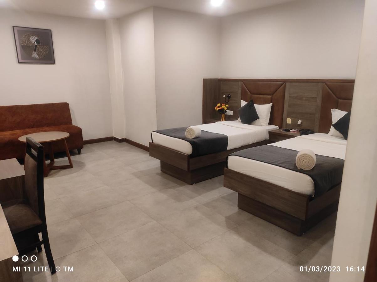 Hotel K79 Jamshedpur Eksteriør bilde