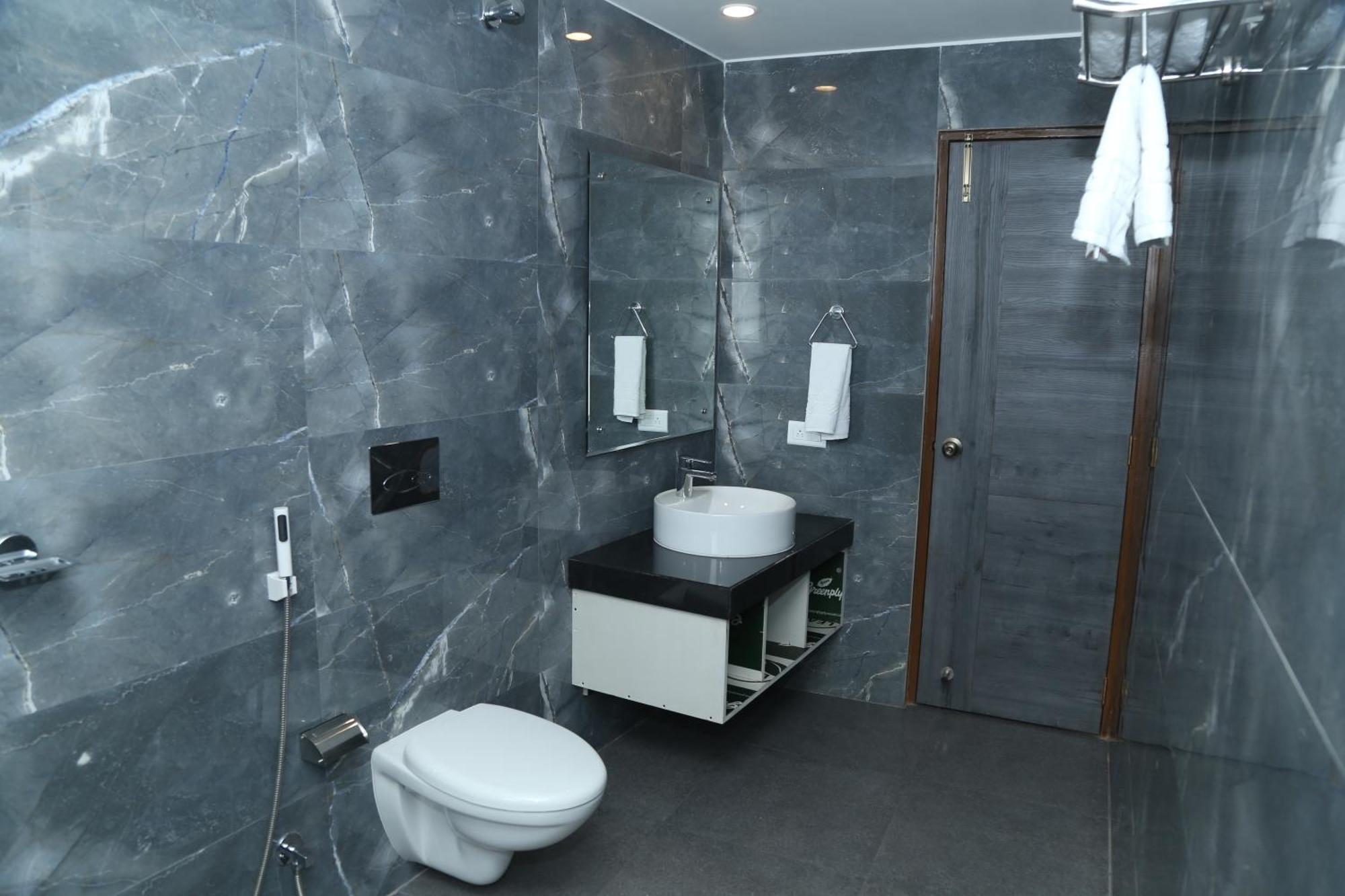 Hotel K79 Jamshedpur Eksteriør bilde