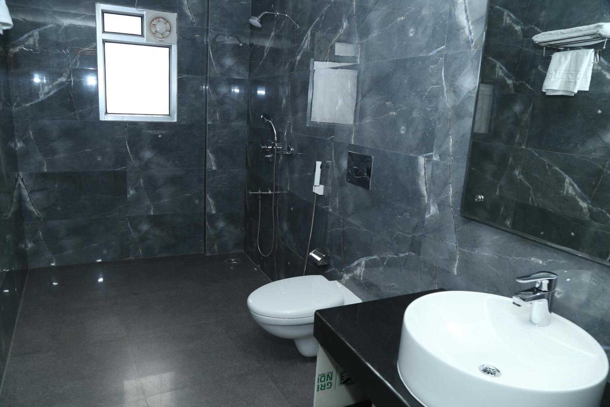 Hotel K79 Jamshedpur Eksteriør bilde